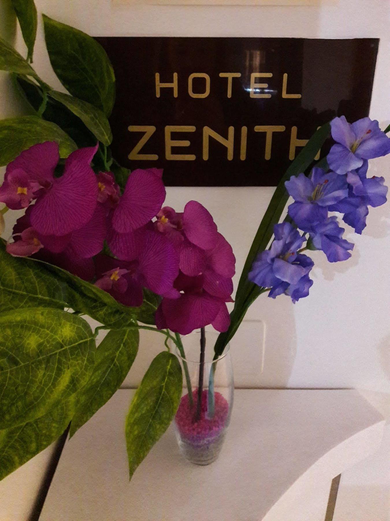 Hotel Zenith Rimini Exterior photo